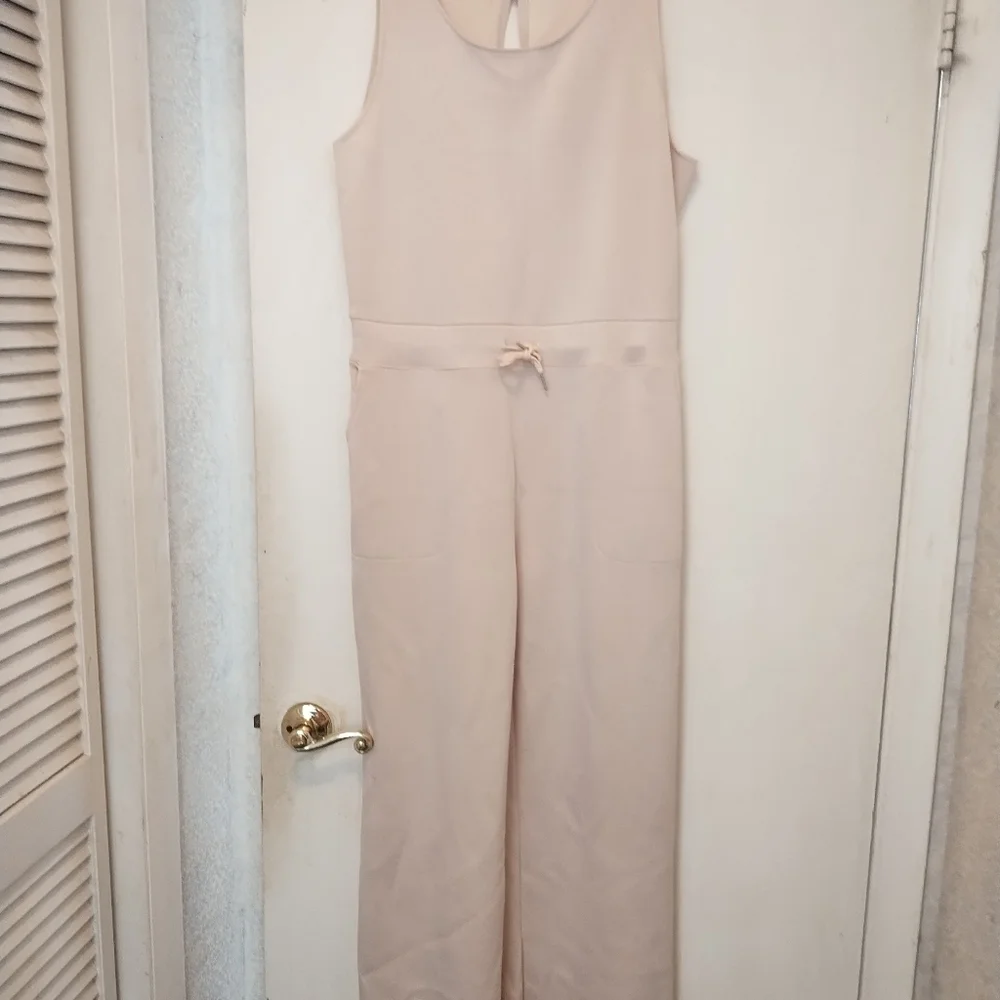 Jumpsuit - Picture 11 of 11